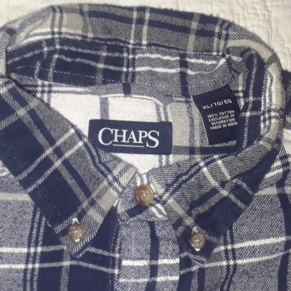 Chaps flannel shirt - Picture 2 of 5